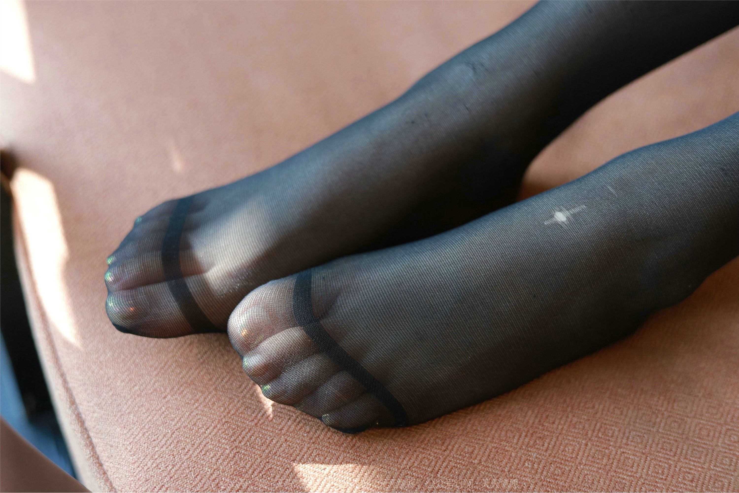 IESS异思趣向  2022.03.02 丝享家1017：婉萍《黑丝咖啡》